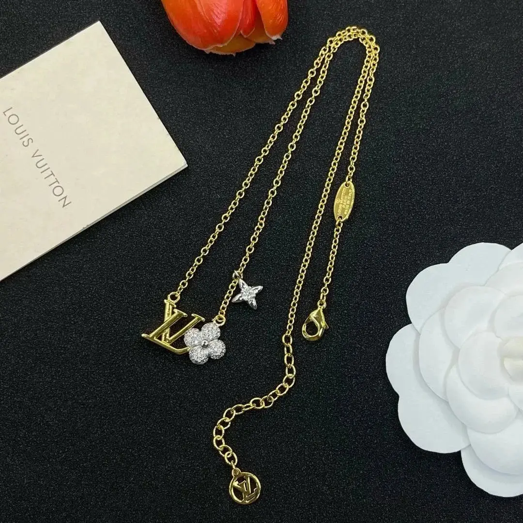 LV necklace 3