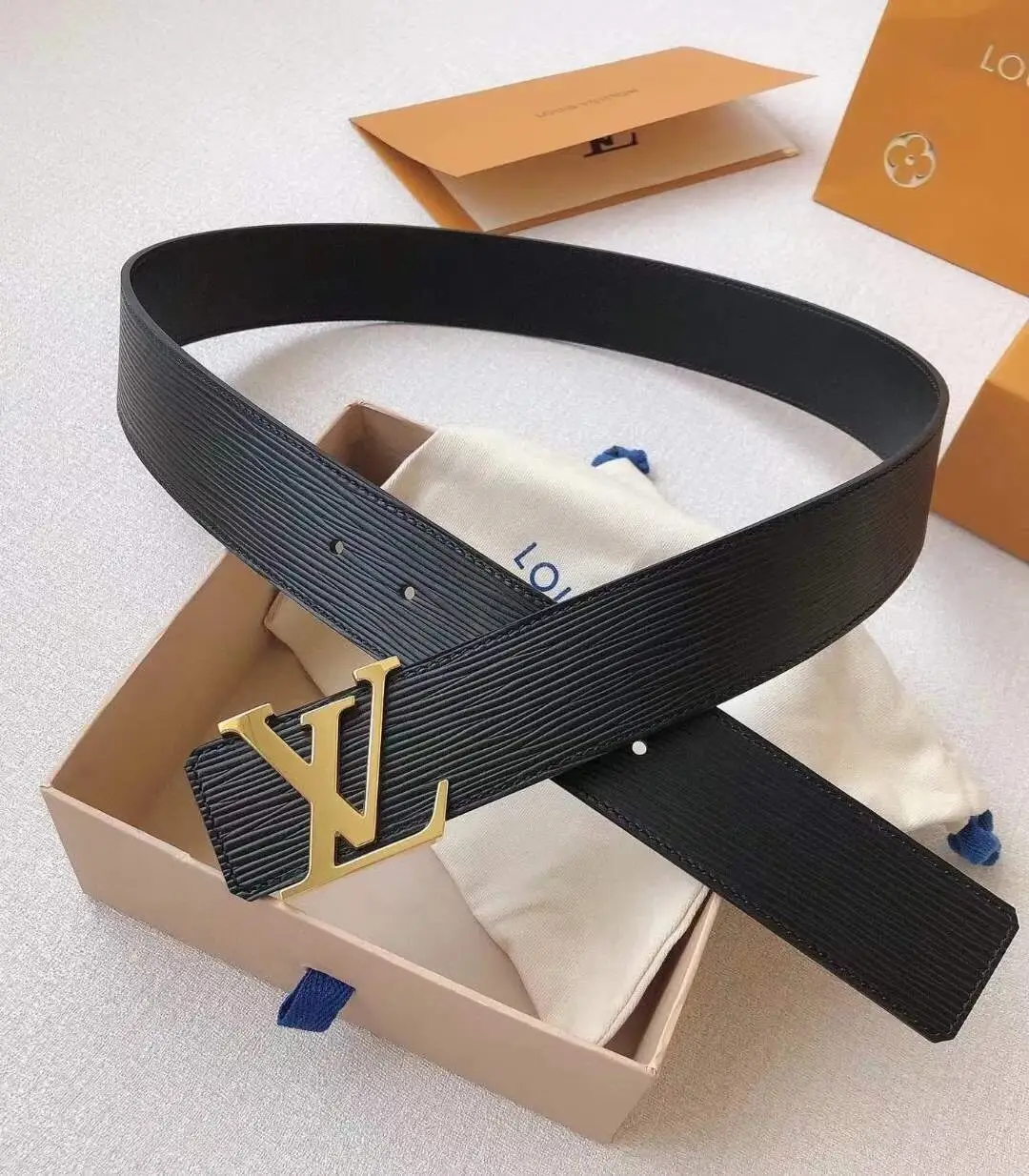 Louis Vuitton Leather Belt [15 styles]